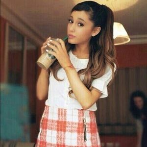 Meet your Posher, Allie